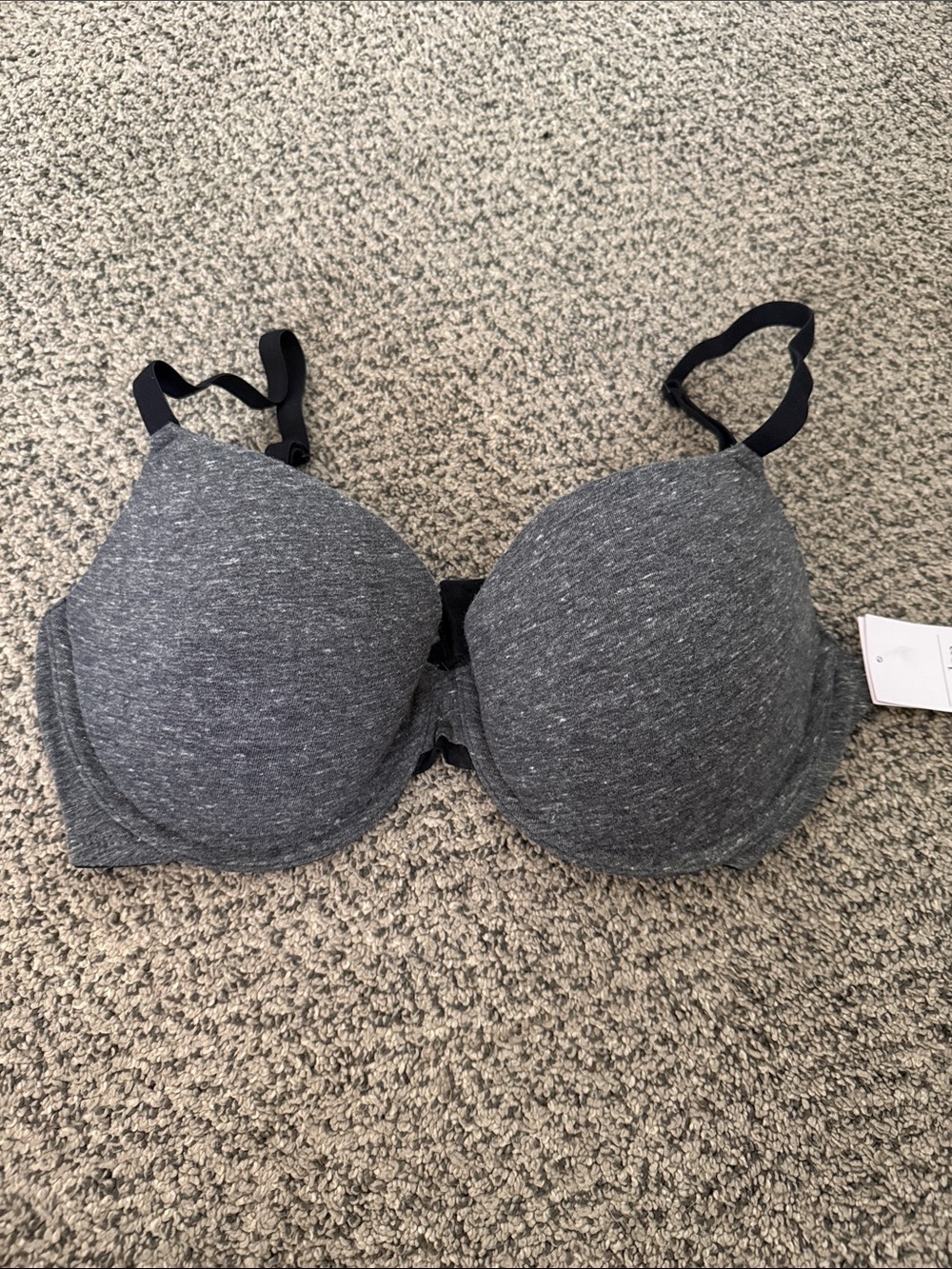 NWT Everyday Comfort Molded Cup Bra - Gray